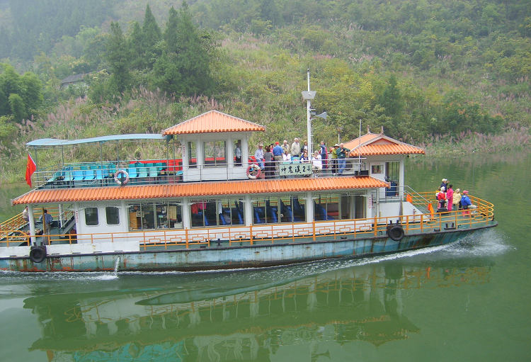 神农溪官网介绍，宜昌到巴东三峡旅游景点神农溪