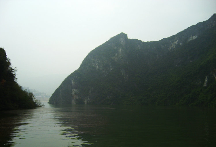 神农溪官网介绍，宜昌到巴东三峡旅游景点神农溪